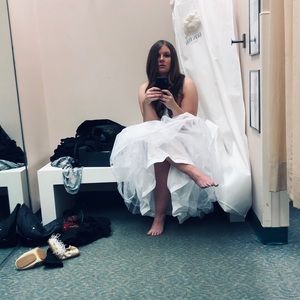 Meet your Posher, Leigh